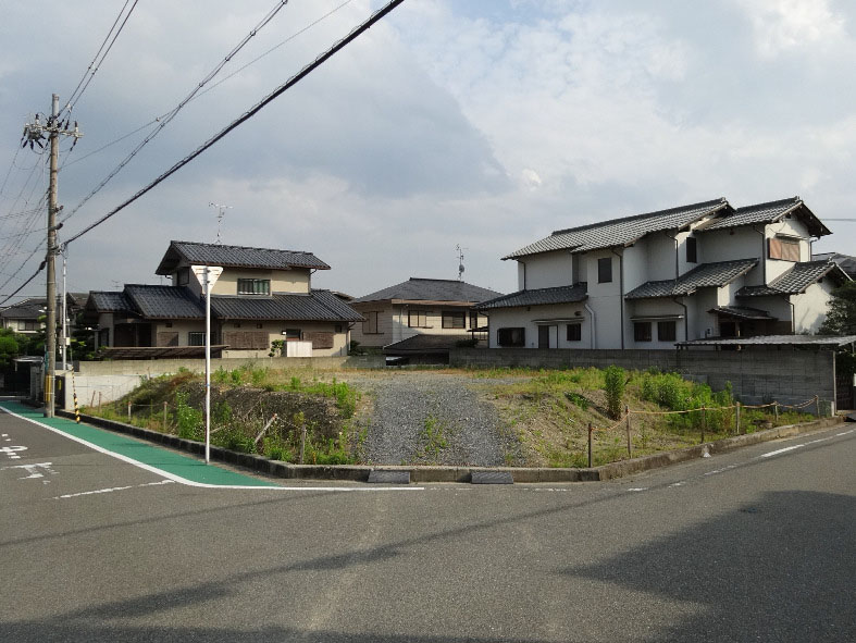 ⼤阪府⾼槻市 ⼾建⽤地