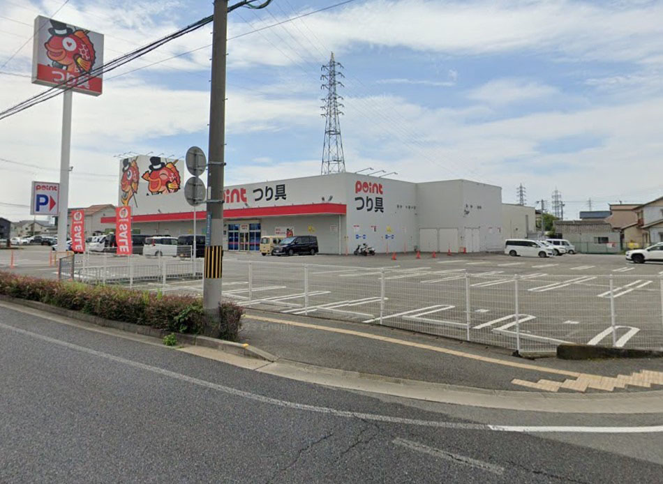 釣り具のポイント（姫路網⼲店）駐⾞場